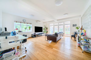 Family room- click for photo gallery